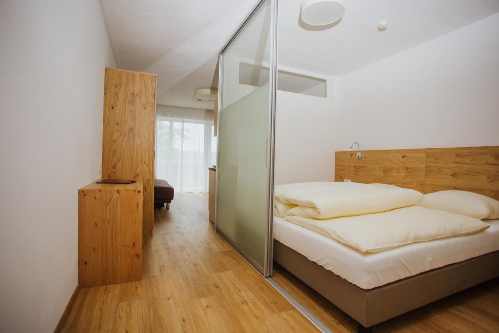 Apartmenthaus Strasswirt De Luxe Tröpolach