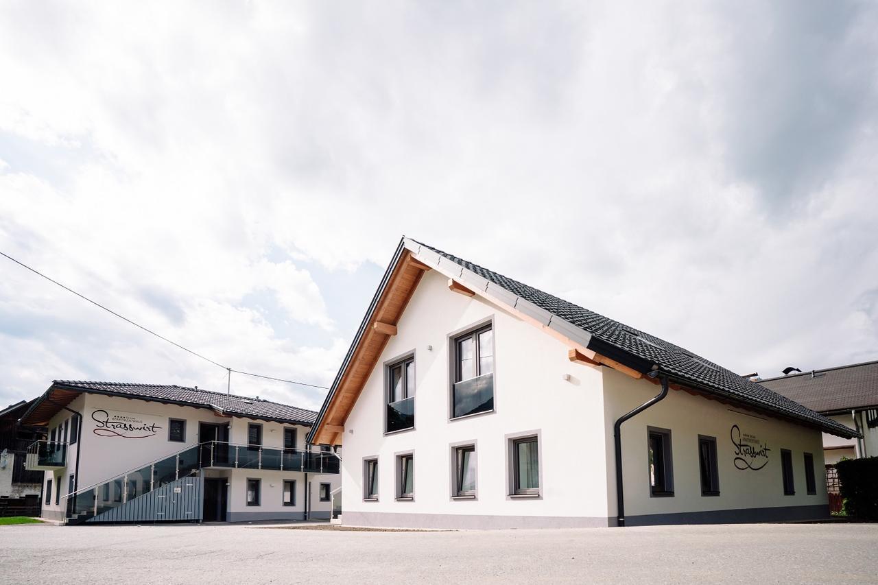 Apartmenthaus Strasswirt De Luxe * Tröpolach